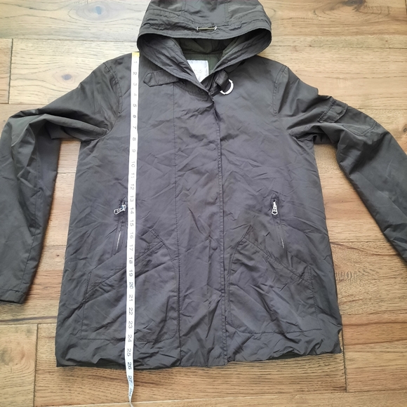 Zara Lightweight Jacket - Picture 14 of 16